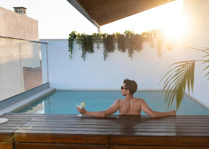 Leonalba House Private Villa Private Rooftop Private Pool Private Andalusian Courtyard Free Parking Bbq 8 Guests