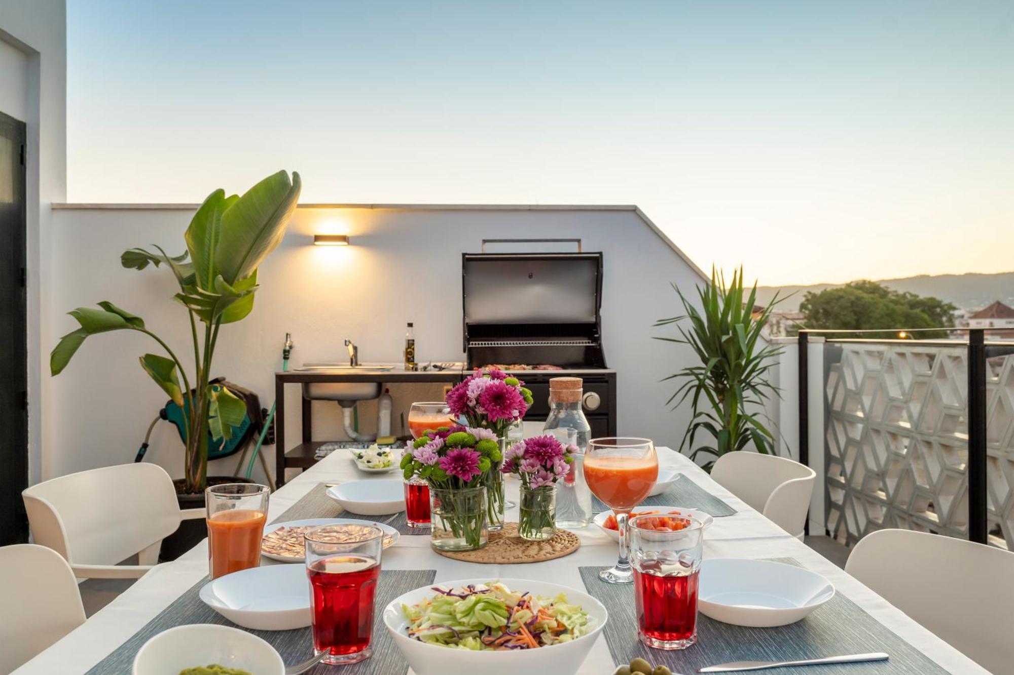Leonalba House Private Private Rooftop Private Pool Private Andalusian Courtyard Free Parking Bbq 8 Guests Cordoba